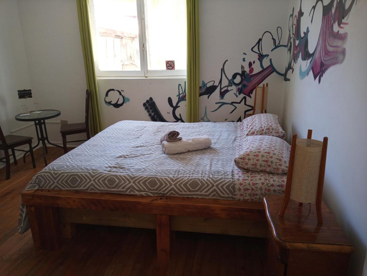 Hostal Po 발파라이소 외부 사진