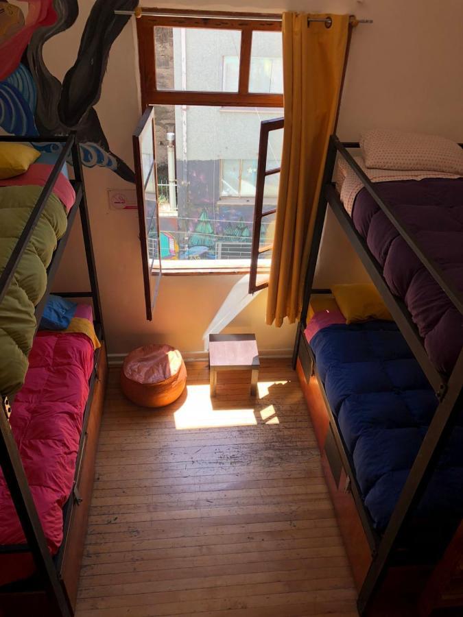 Hostal Po 발파라이소 외부 사진